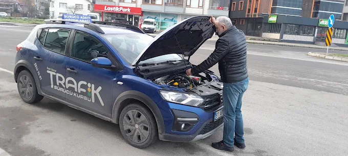 B Sınıfı Ehliyet Düzce Trafik Sürücü Kursu